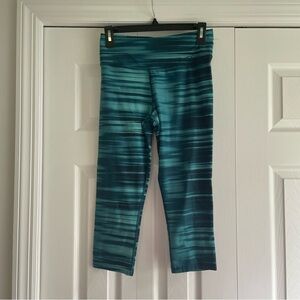 Nike dri-fit cropped leggings